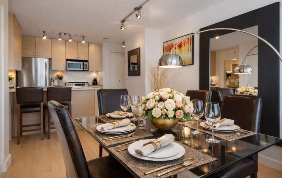 1110 928 Homer Street