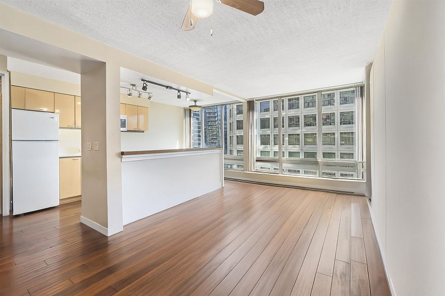 1106 1200 W Georgia Street