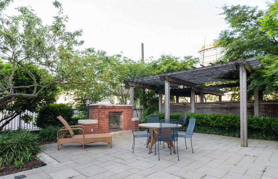 606 531 Beatty Street