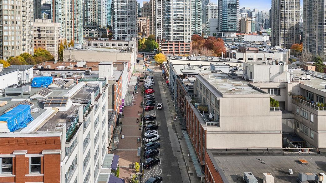 502 909 Mainland Street