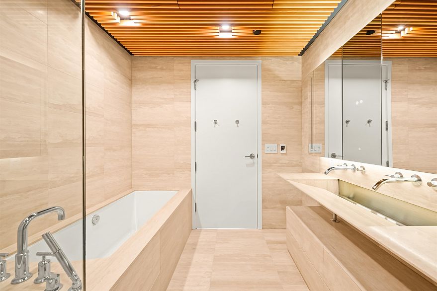 1504 1568 Alberni Street