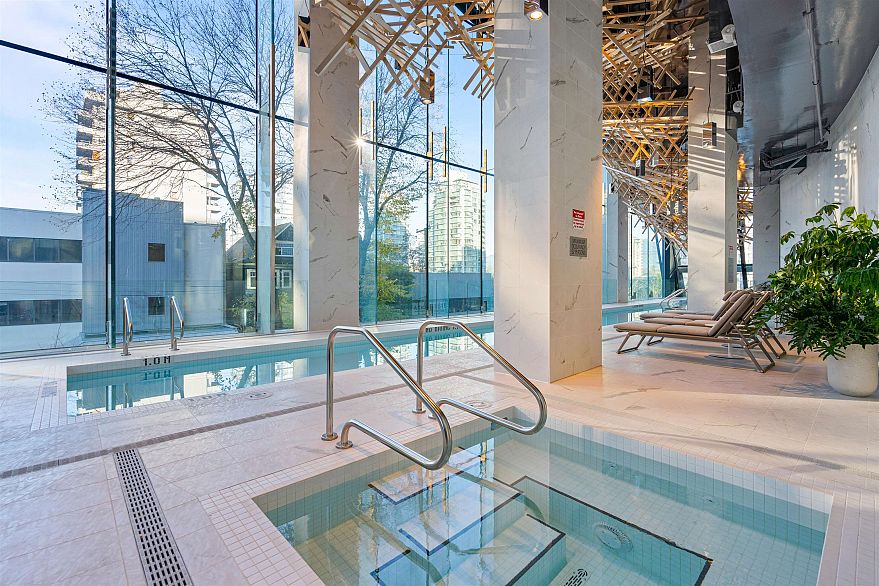 1504 1568 Alberni Street