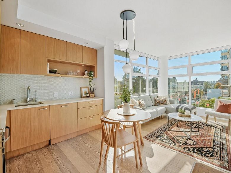 502 2550 Spruce Street