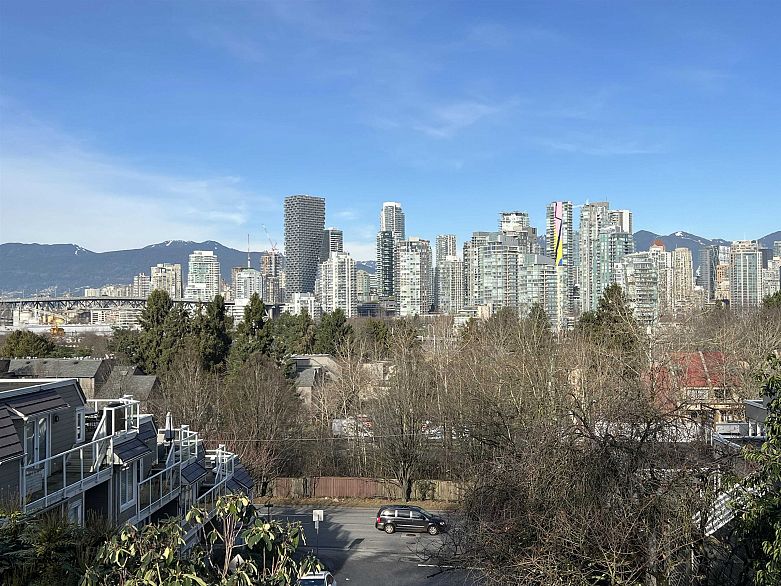 101 1100 W 7th Avenue