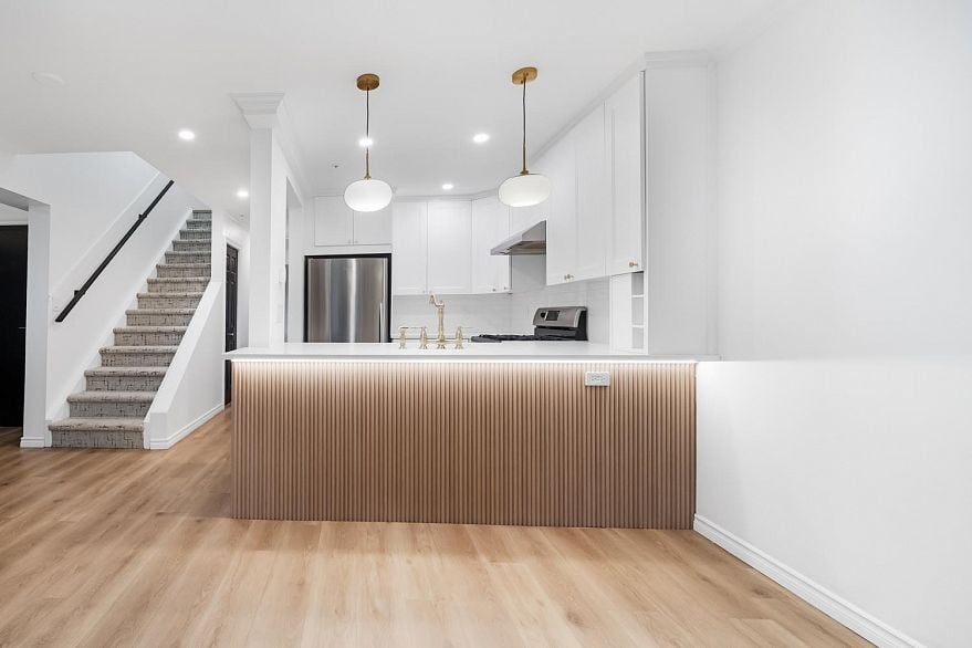 1407 Pendrell Street