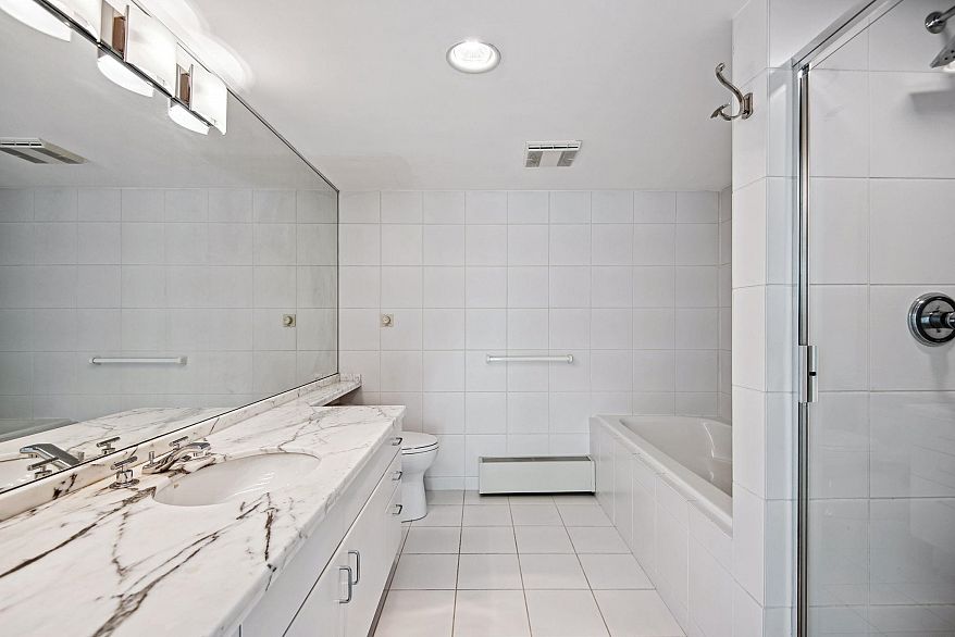 901 1550 W 15th Street