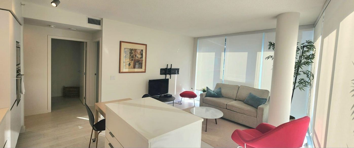 402 180 E 2ND AVENUE, Vancouver BC V5T 0K4