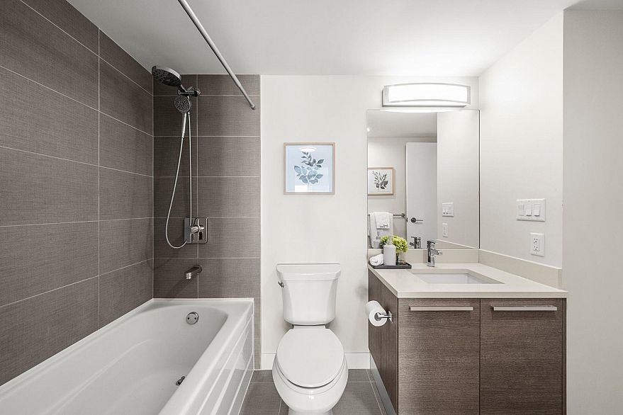 1204 1323 Homer Street