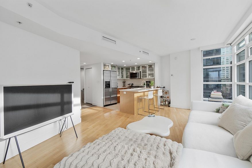 1005 1205 W HASTINGS STREET, Vancouver BC V6E 4T7