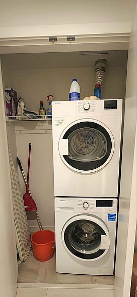 402 180 E 2ND AVENUE, Vancouver BC V5T 0K4