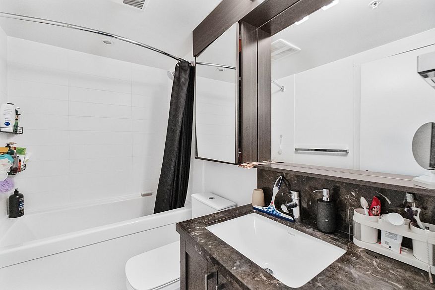 507 5665 Boundary Road