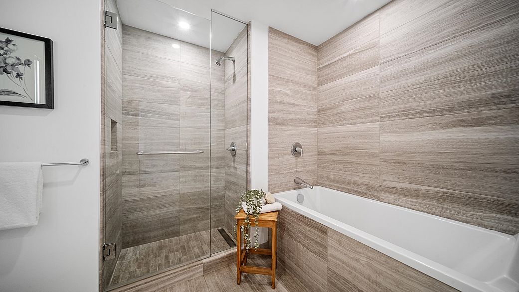 1501 1480 Howe Street