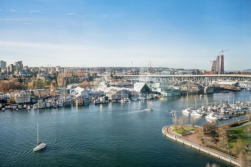 1903 1515 Homer Mews