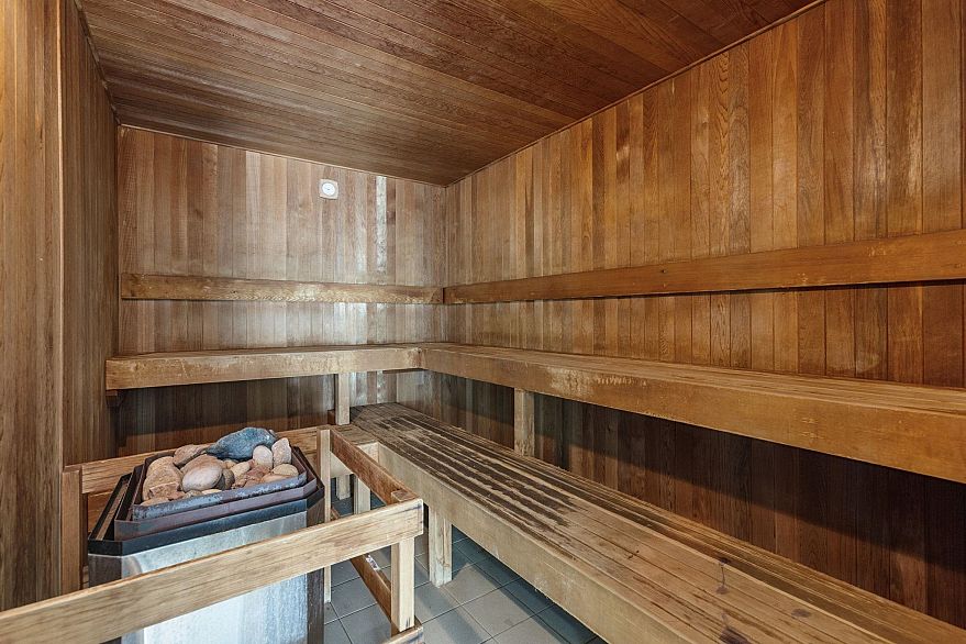 508 1088 Quebec Street