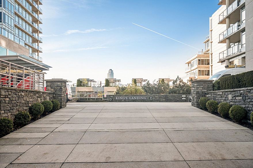 1903 1515 Homer Mews