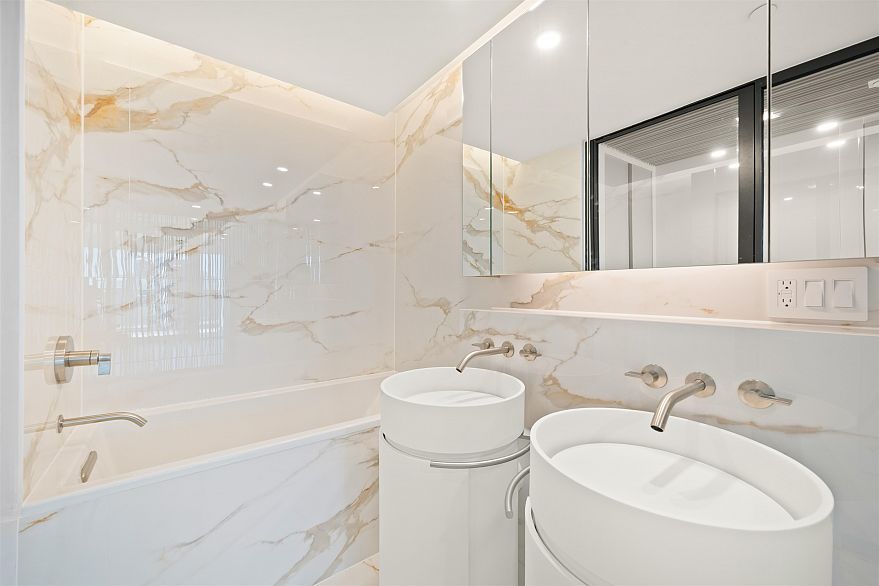 2903 1033 NELSON STREET, Vancouver BC V6E 0E5