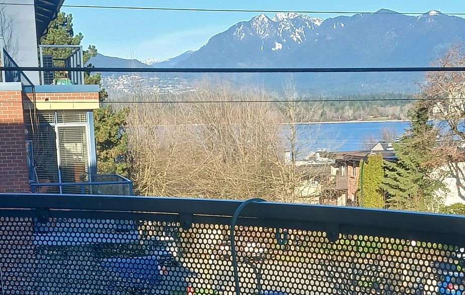 203 2405 W 2nd Avenue