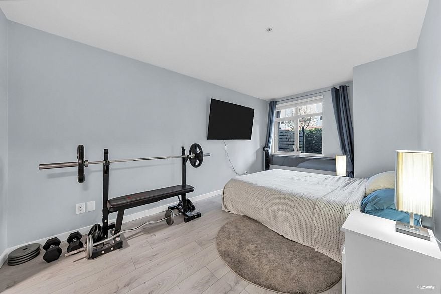 122 18 Jack Mahony Place