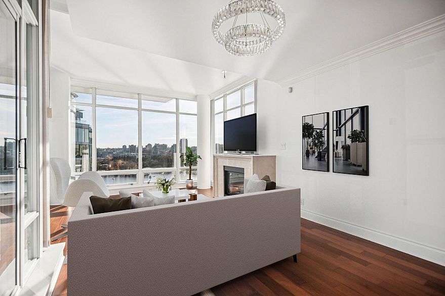 1903 1515 Homer Mews