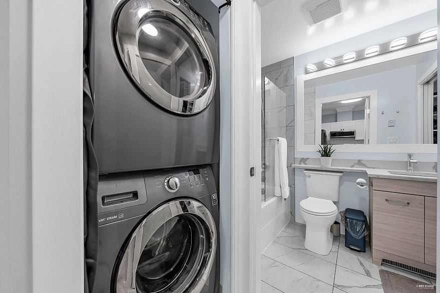 122 18 Jack Mahony Place