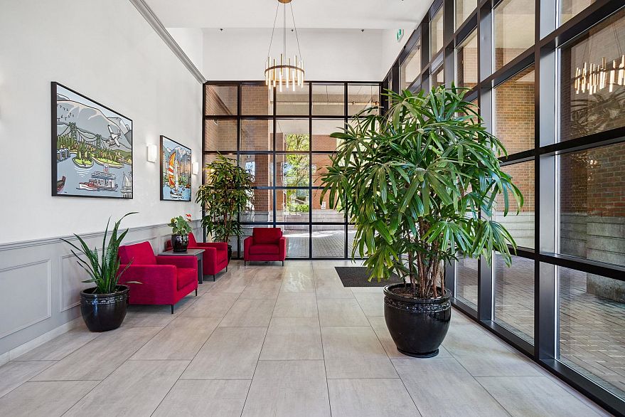 508 1088 Quebec Street