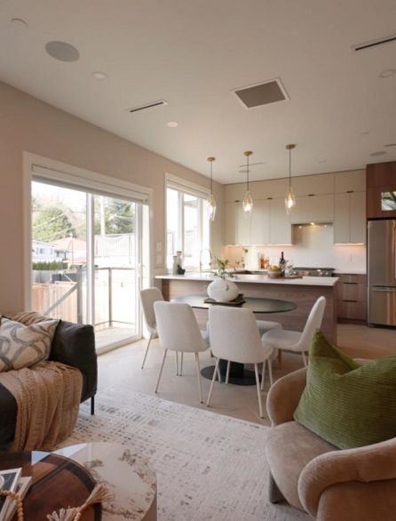 2 6061 Sherbrooke Street