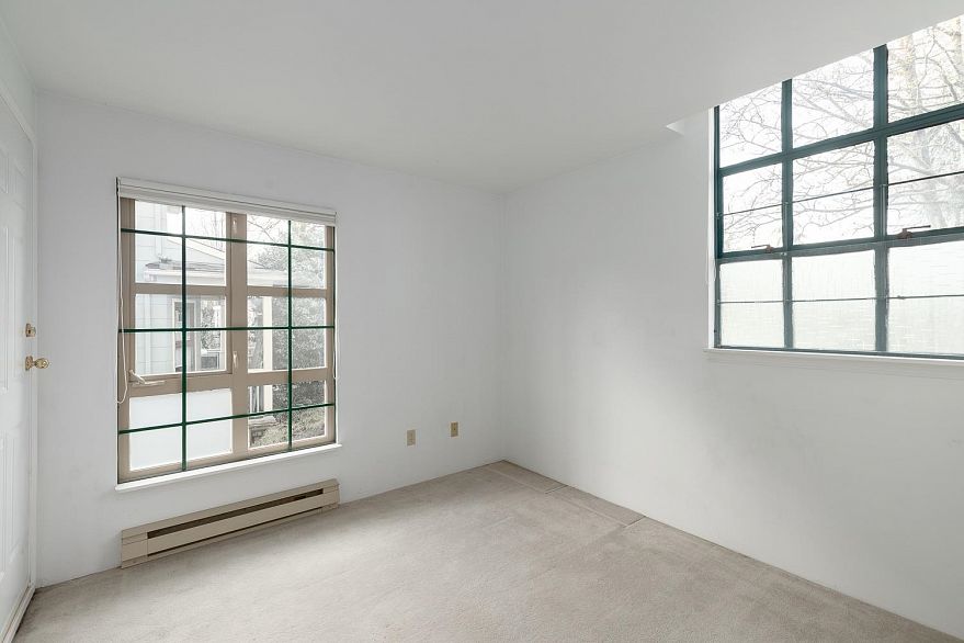 104 700 E Pender Street