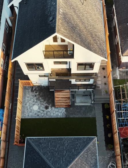 2 6061 Sherbrooke Street