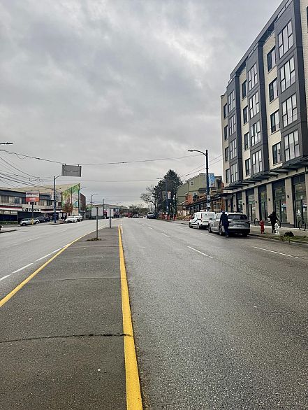 302 3050 Kingsway Road