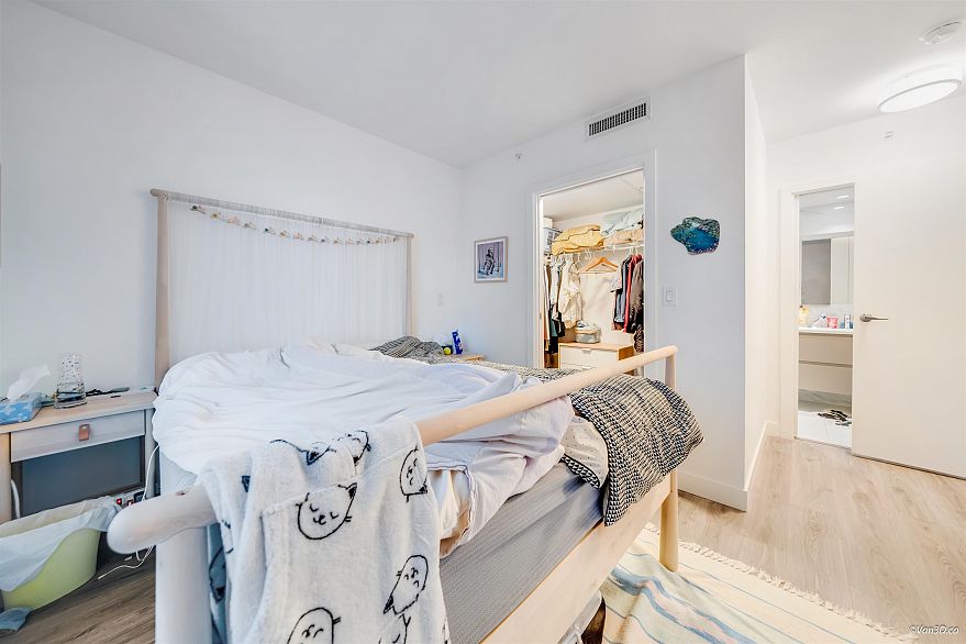 1108 8181 Chester Street