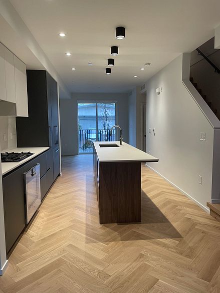 134 765 W 49th Avenue