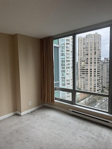 1501 1288 W Georgia Street