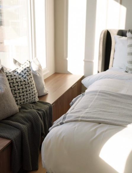 2 6061 Sherbrooke Street