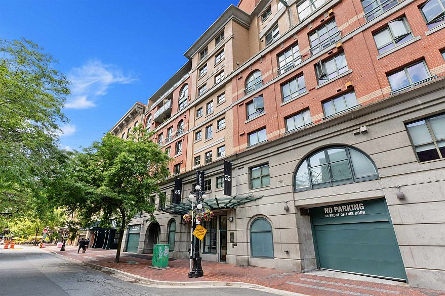 604 55 Alexander Street