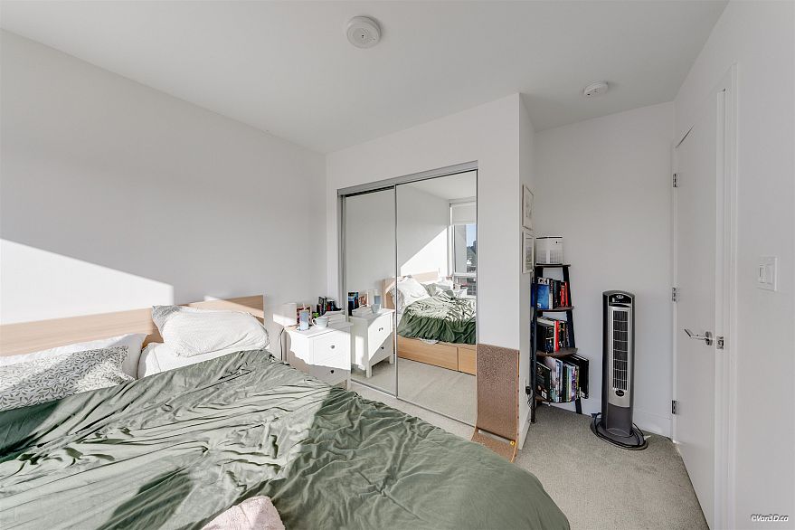 1507 1788 Columbia Street