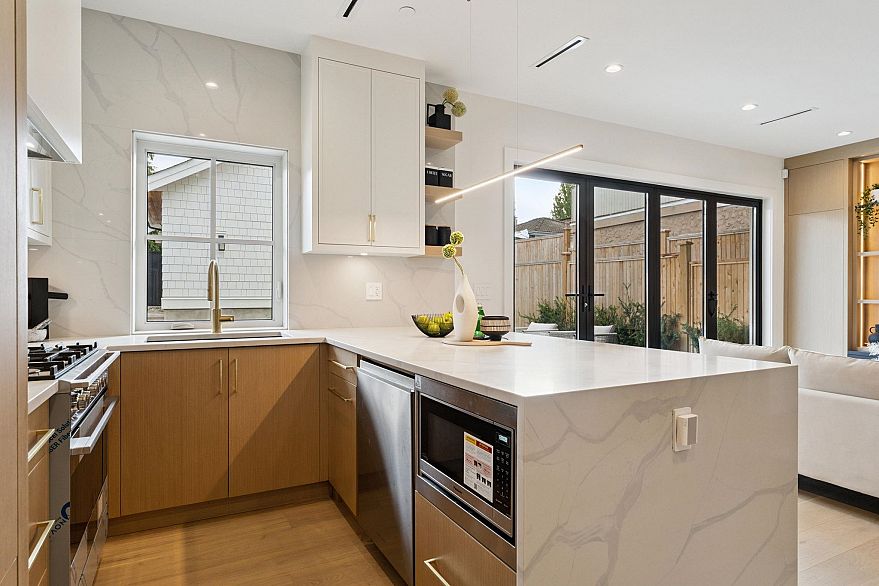 4868 Dumfries Street