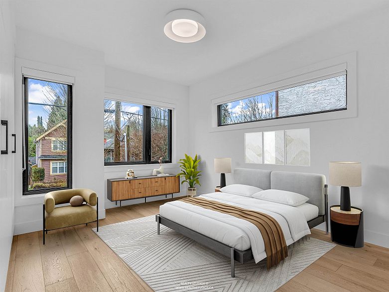 1 3118 Windsor Street