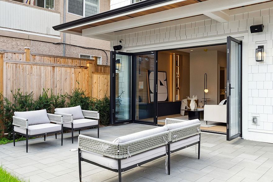 4868 Dumfries Street