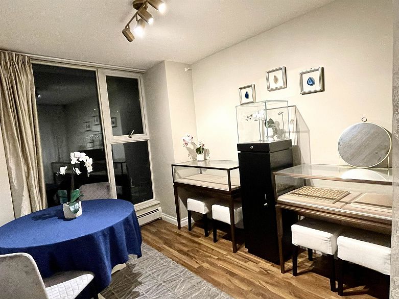 1007 1008 Cambie Street