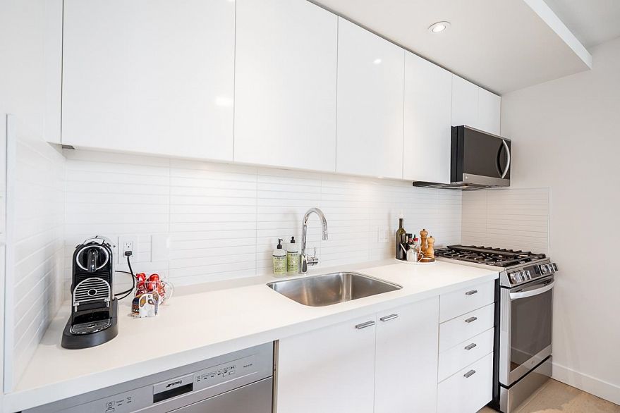 905 328 E 11th Avenue