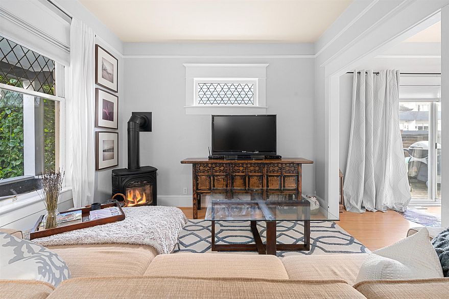 2311 YEW STREET, Vancouver BC V6K 3H1