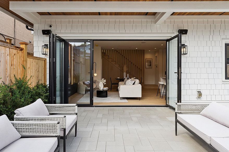 4868 Dumfries Street