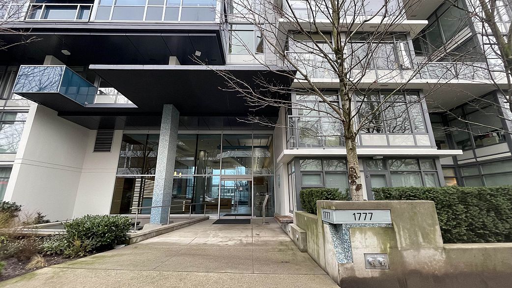 323 1777 W 7th Avenue