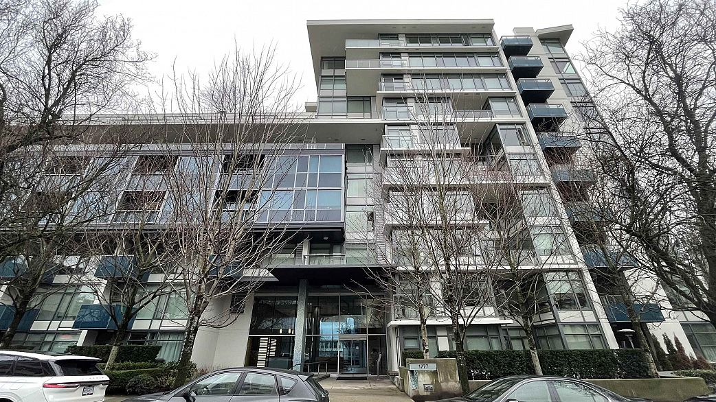 323 1777 W 7th Avenue