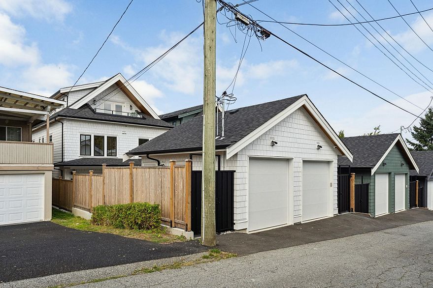 4868 Dumfries Street