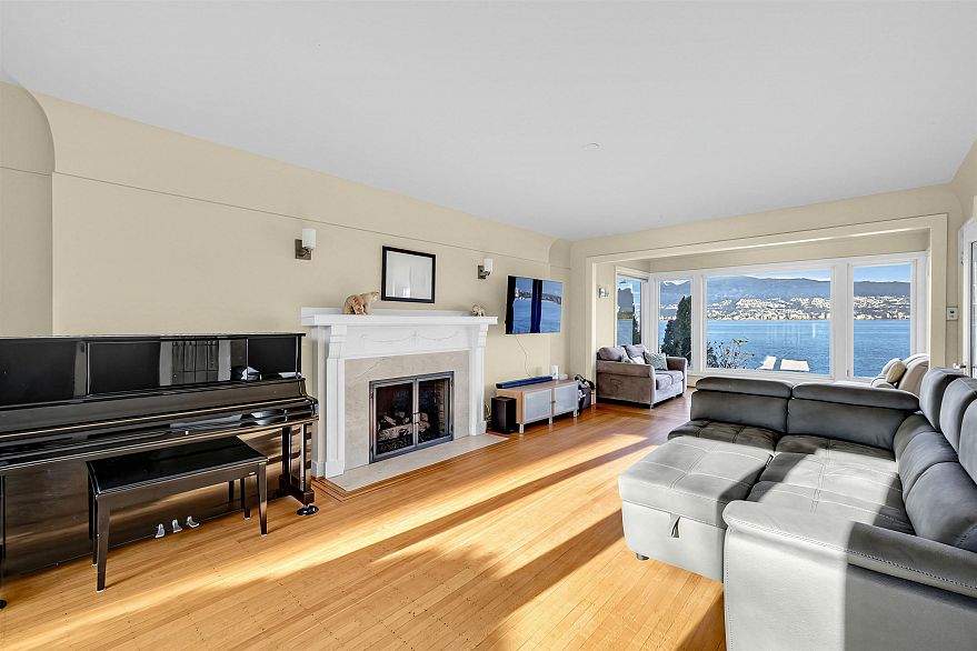 3131 Point Grey Road