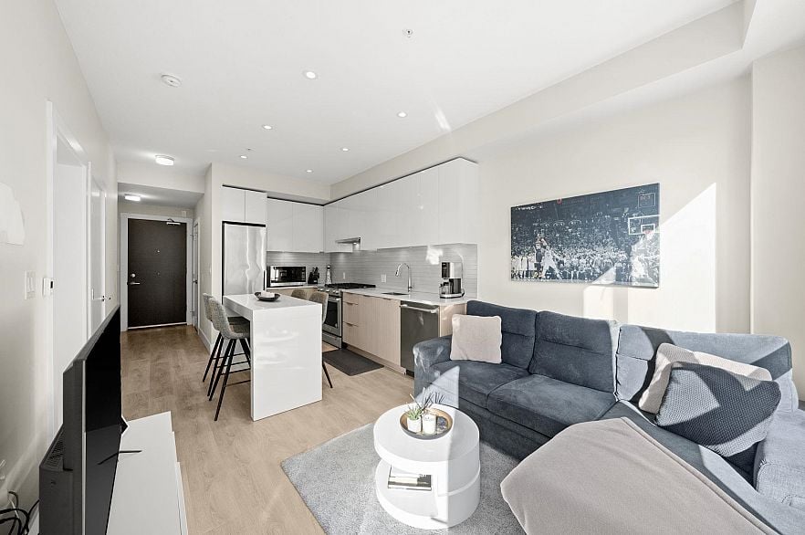 411 8508 Rivergrass Drive