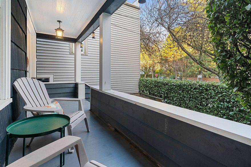 2311 YEW STREET, Vancouver BC V6K 3H1