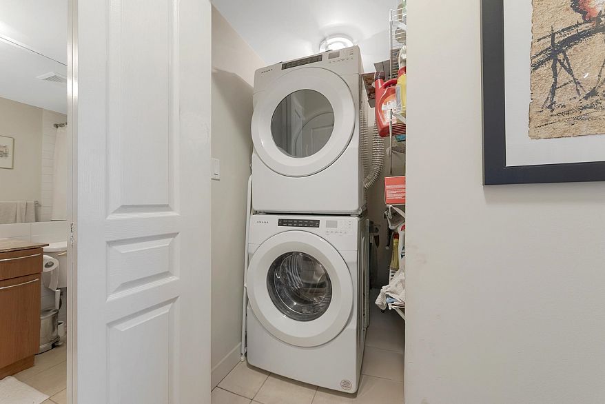 415 4028 Knight Street