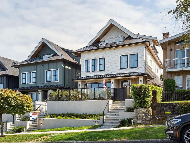 4868 Dumfries Street